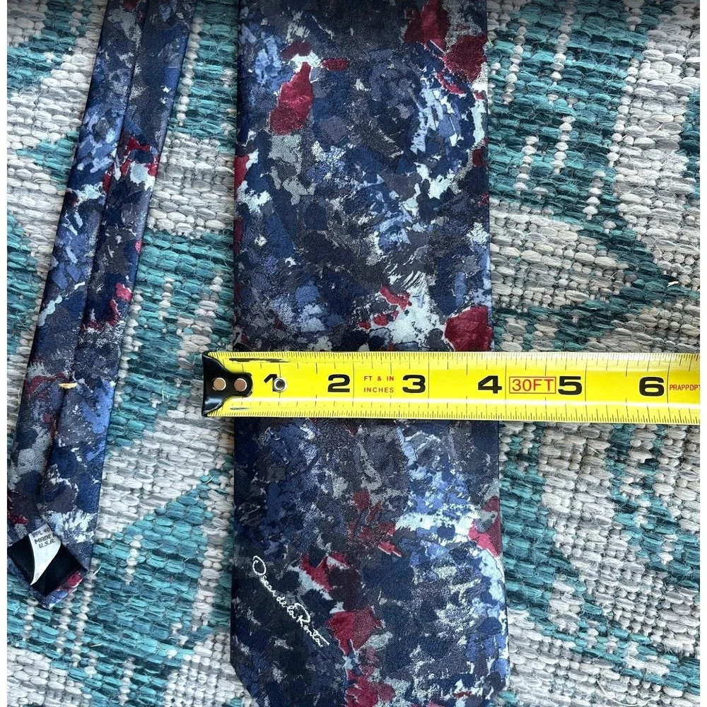 Oscar de la Renta Men's Multicolor Geometric Pattern‎ 100% Silk Necktie